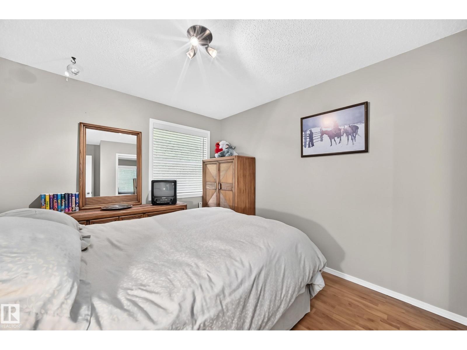 #1 53250 RGE ROAD 215 - 16