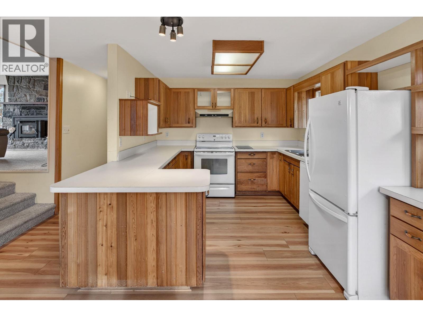 3305 McGibney Road, Naramata