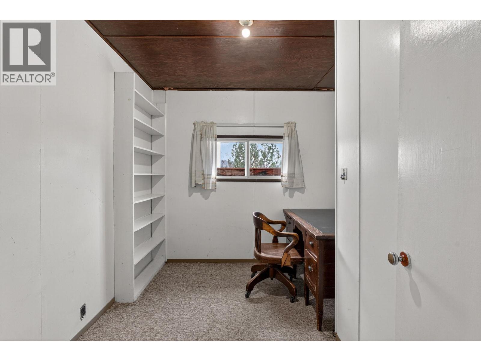 3305 McGibney Road, Naramata