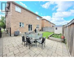15 Jonas Millway, Whitchurch Stouffville, ON L4A0M4 Photo 44