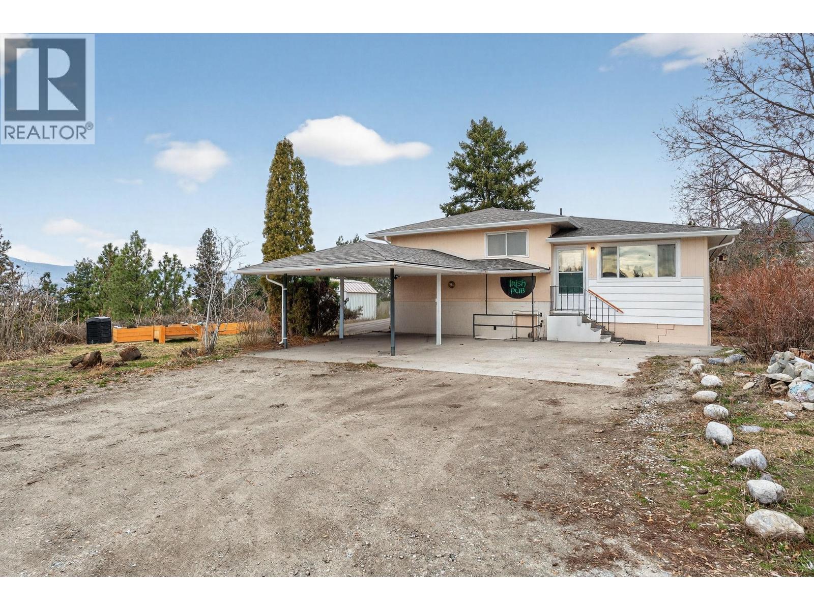 3305 McGibney Road, Naramata