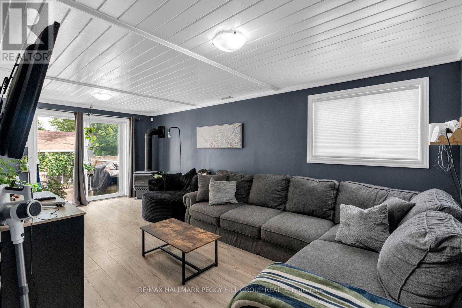 211 HICKLING TRAIL - Image 4