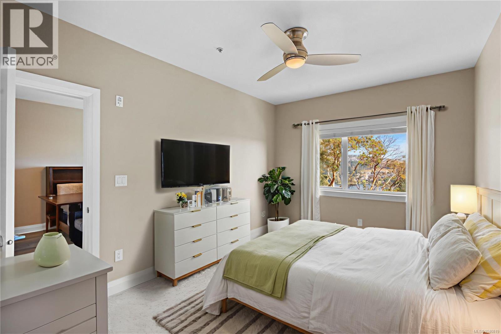 313 1145 Sikorsky Road, Langford