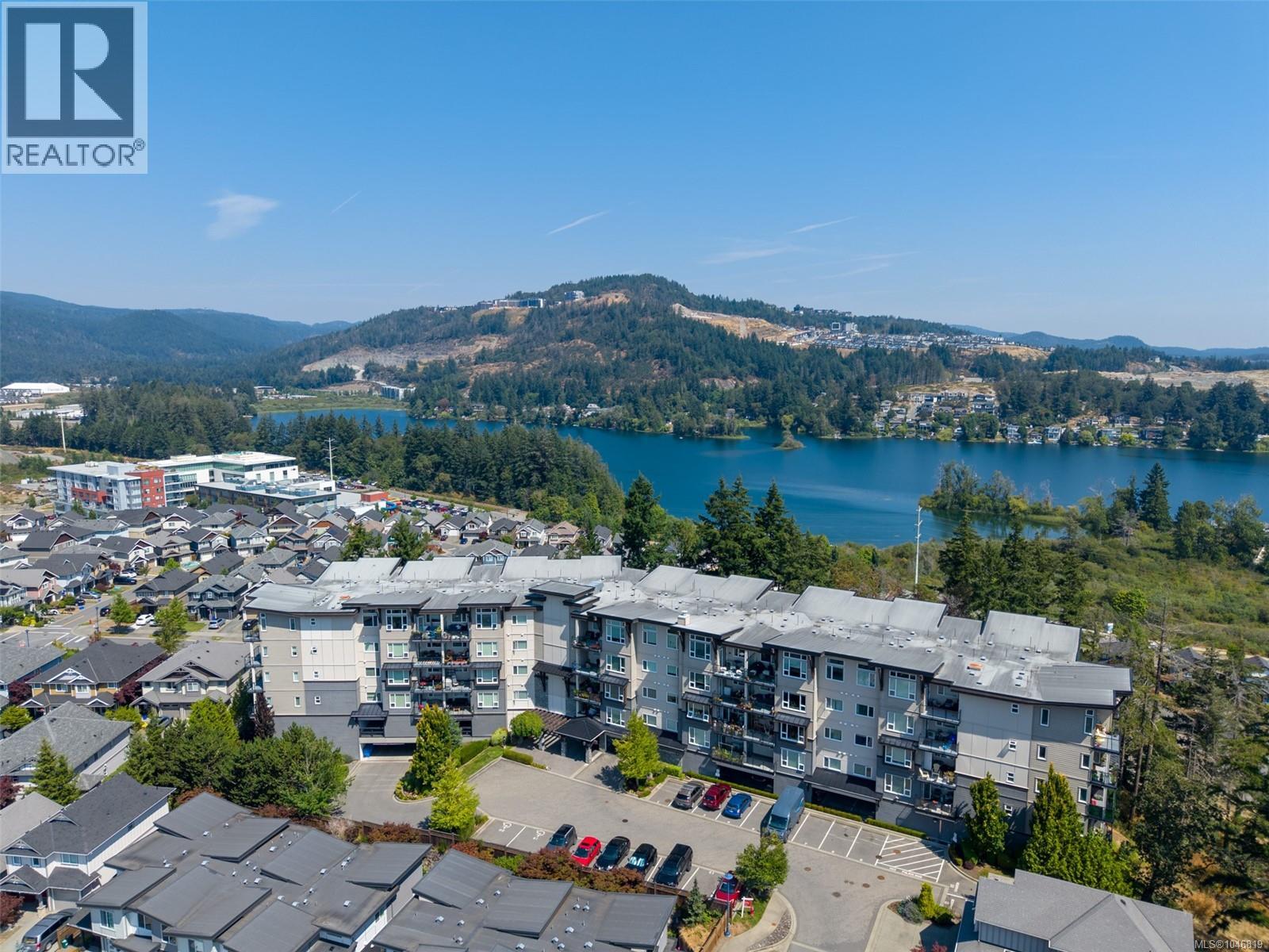 313 1145 Sikorsky Road, Langford