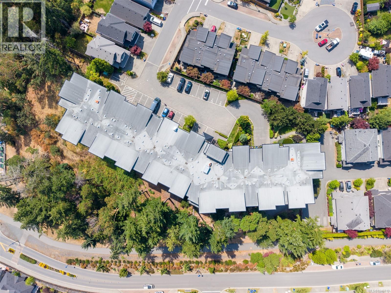313 1145 Sikorsky Road, Langford