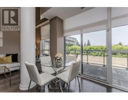 204 - 1940 Ironstone Drive, Burlington, ON L7L0E4 Photo 9