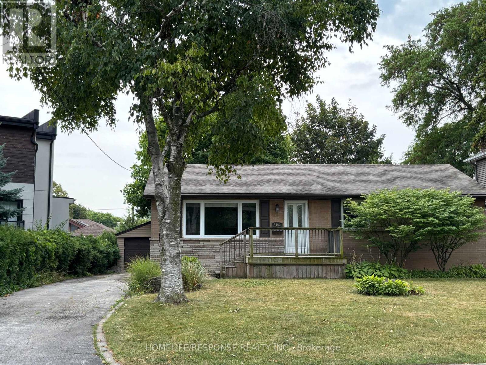 Photo of 5452 CROYDON Road