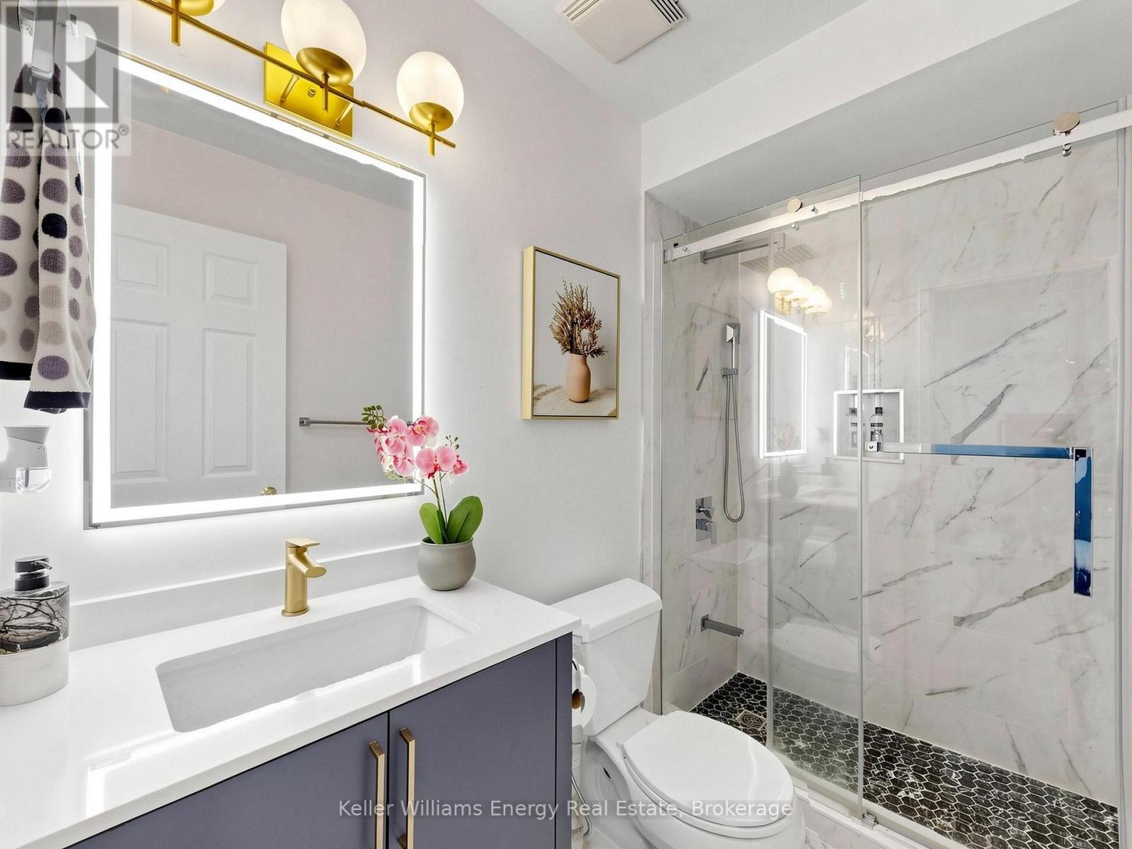 16 DONLEVY CRESCENT - Image 31