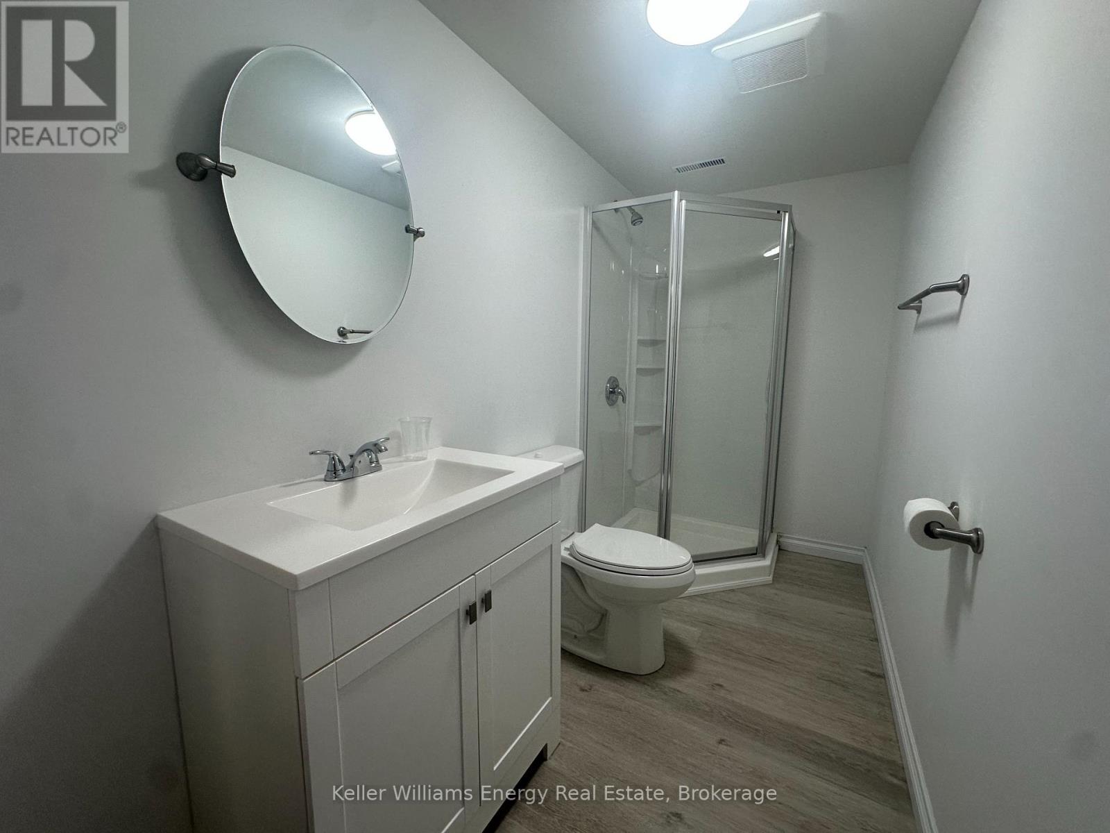 252 KEEWATIN STREET S - 8