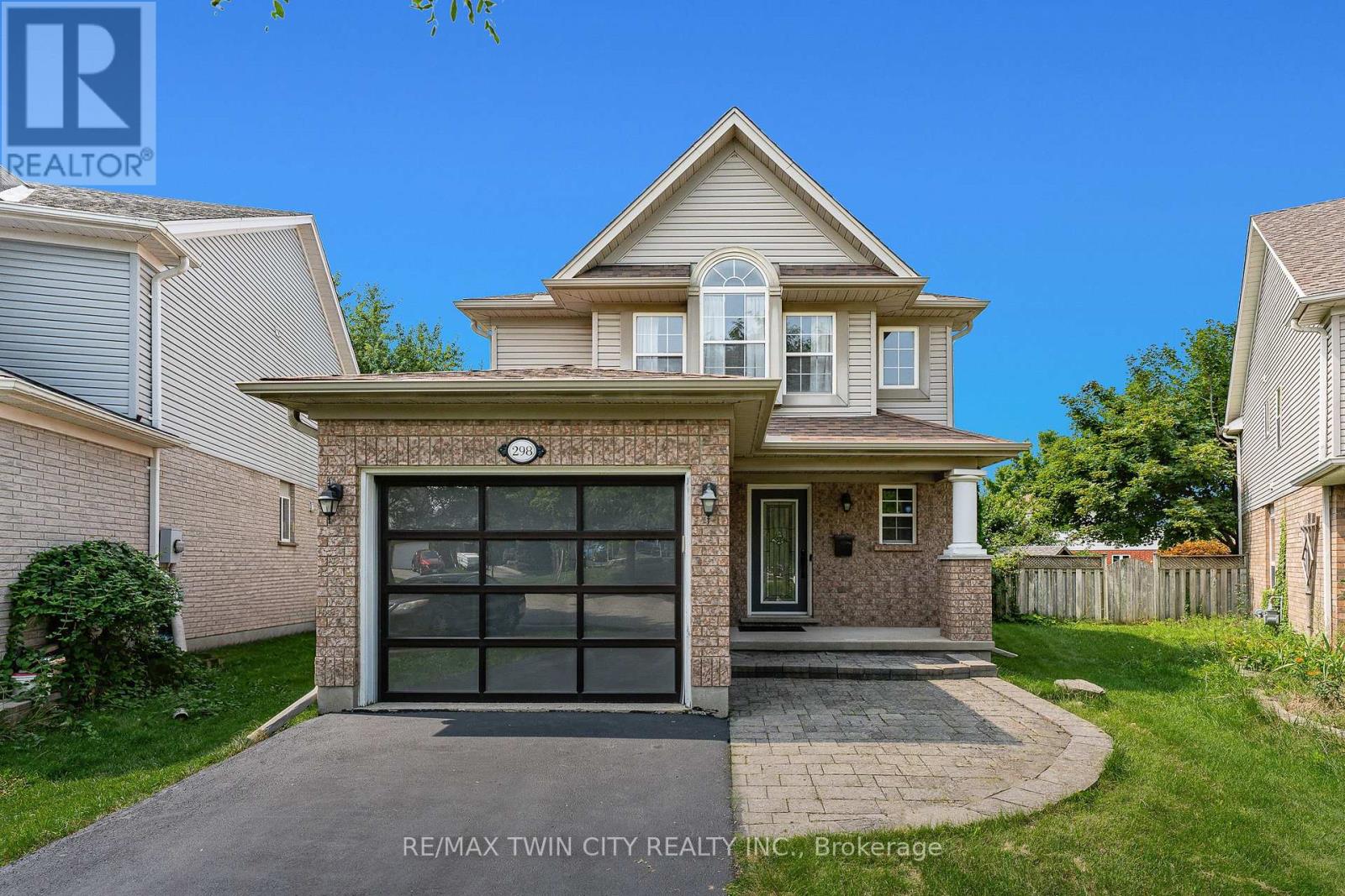 298 PINELAND PLACE — photo 3