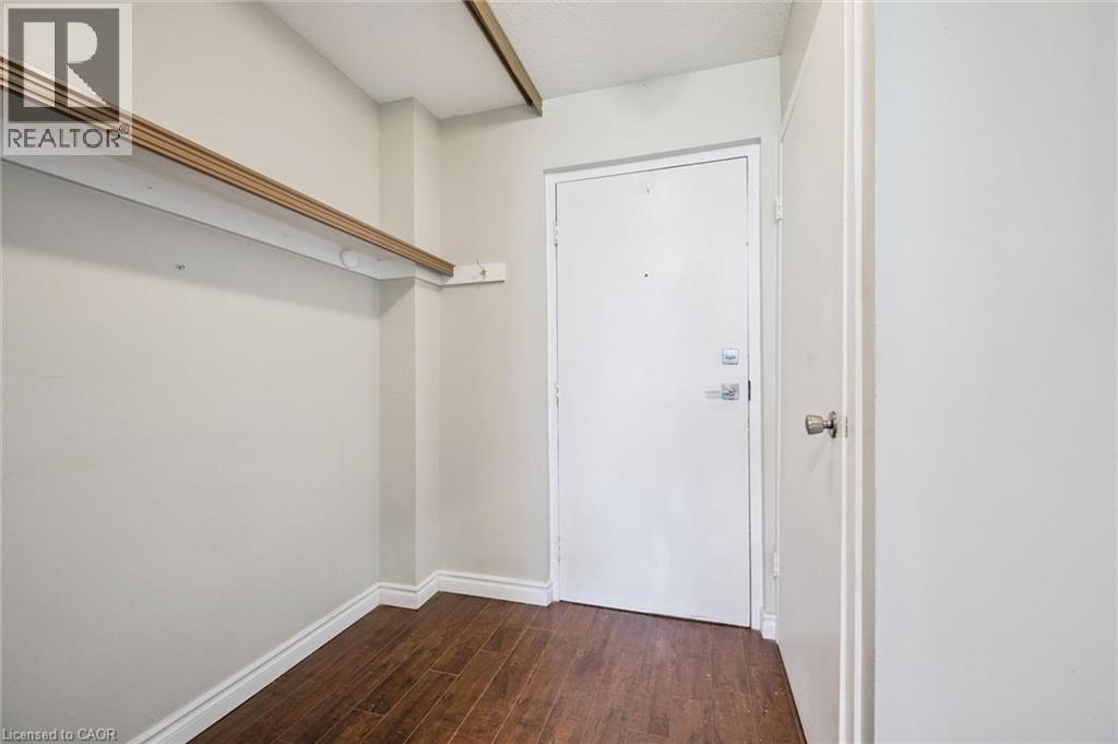 #30 FLAMINGO Drive Unit# 30 - 3
