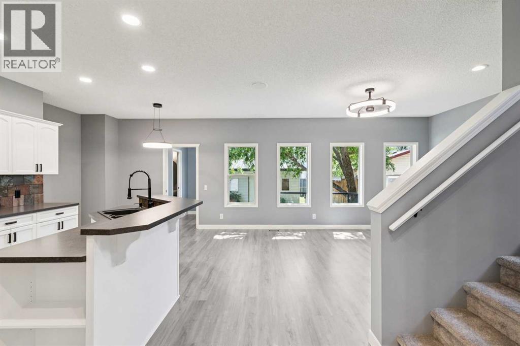 137 Prestwick Mews SE - 9