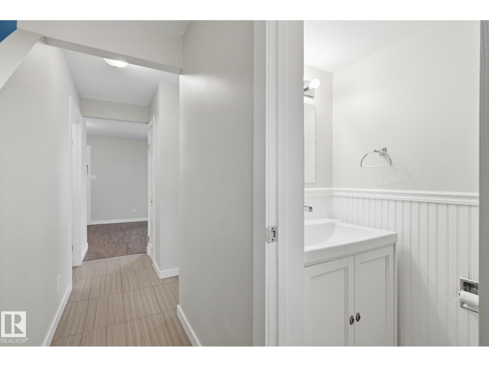 248 DICKINSFIELD Court NW - Photo 17