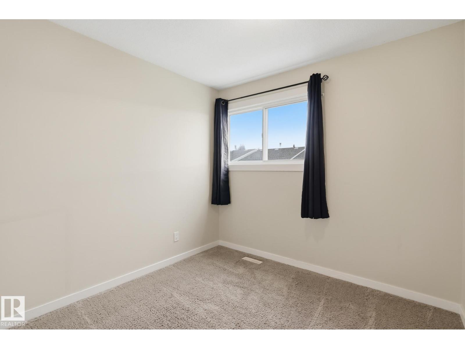 248 DICKINSFIELD Court NW - Photo 22