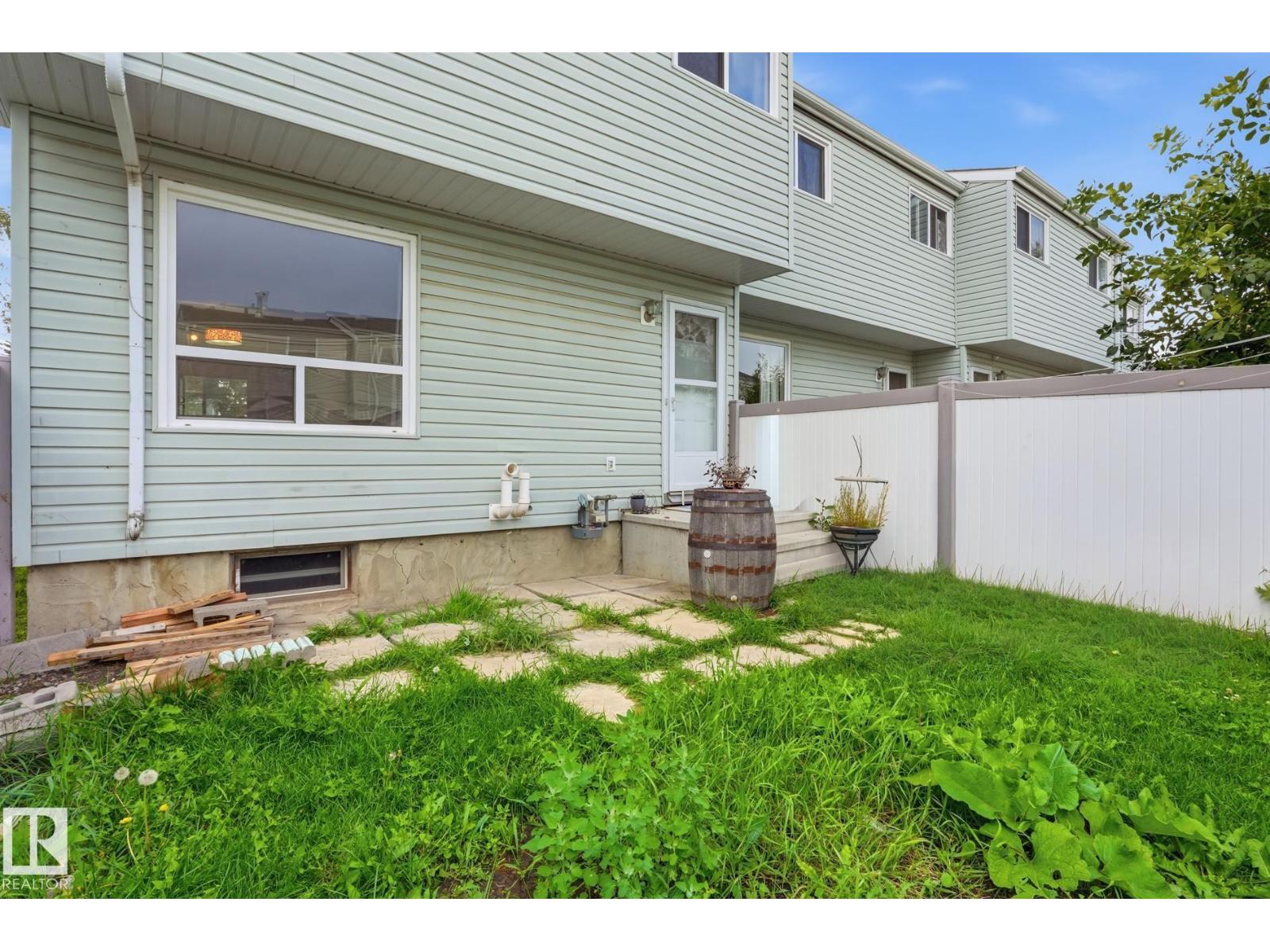 248 DICKINSFIELD Court NW - Photo 33