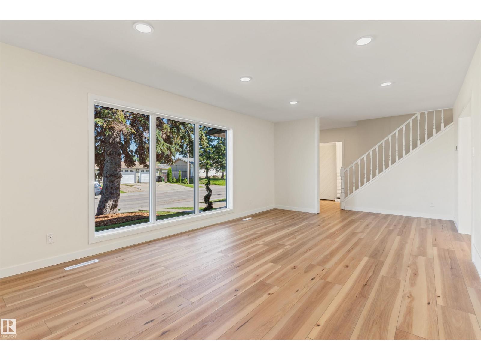 9328 168 Street NW - Photo 10