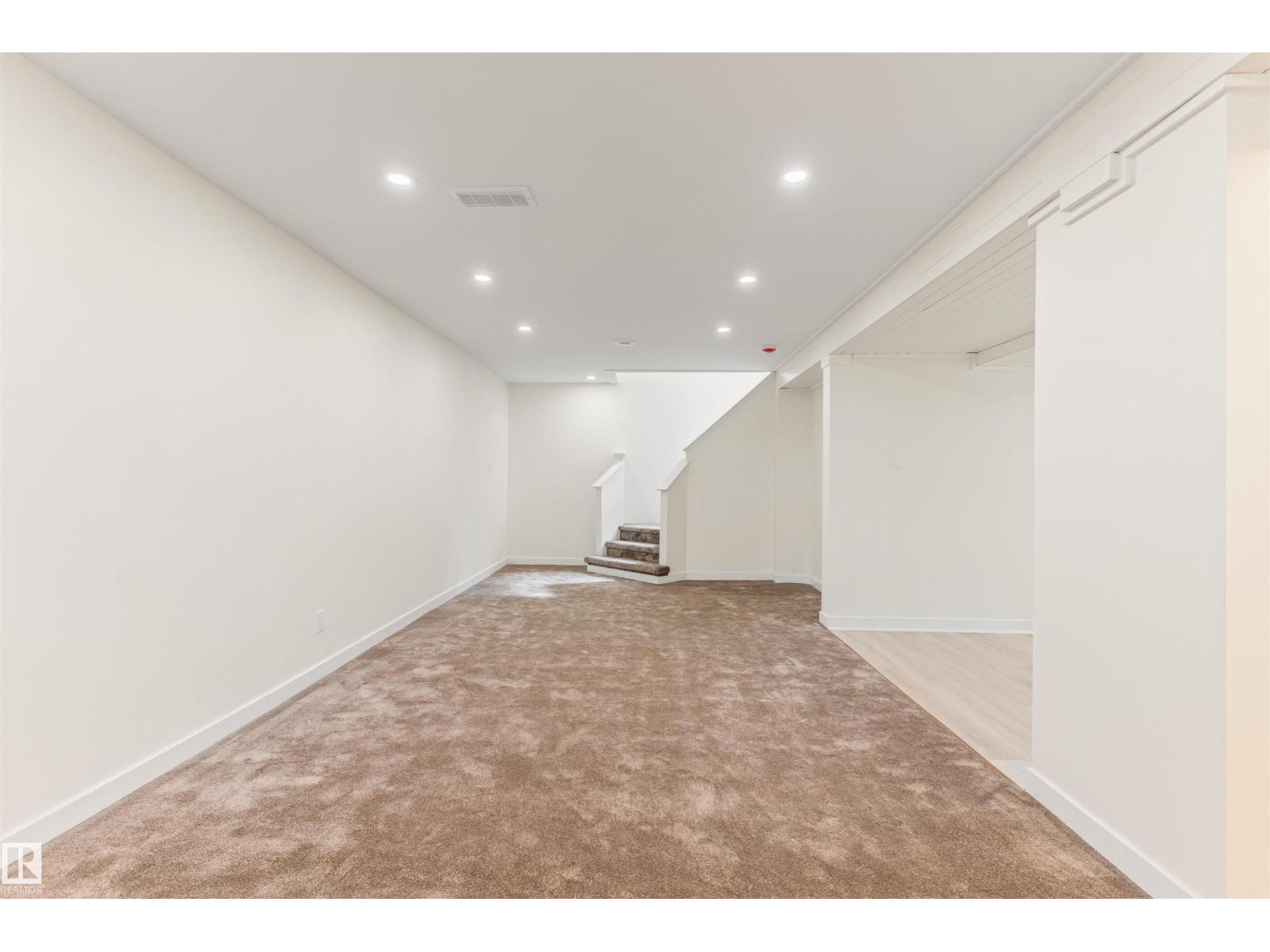9328 168 Street NW - Photo 43