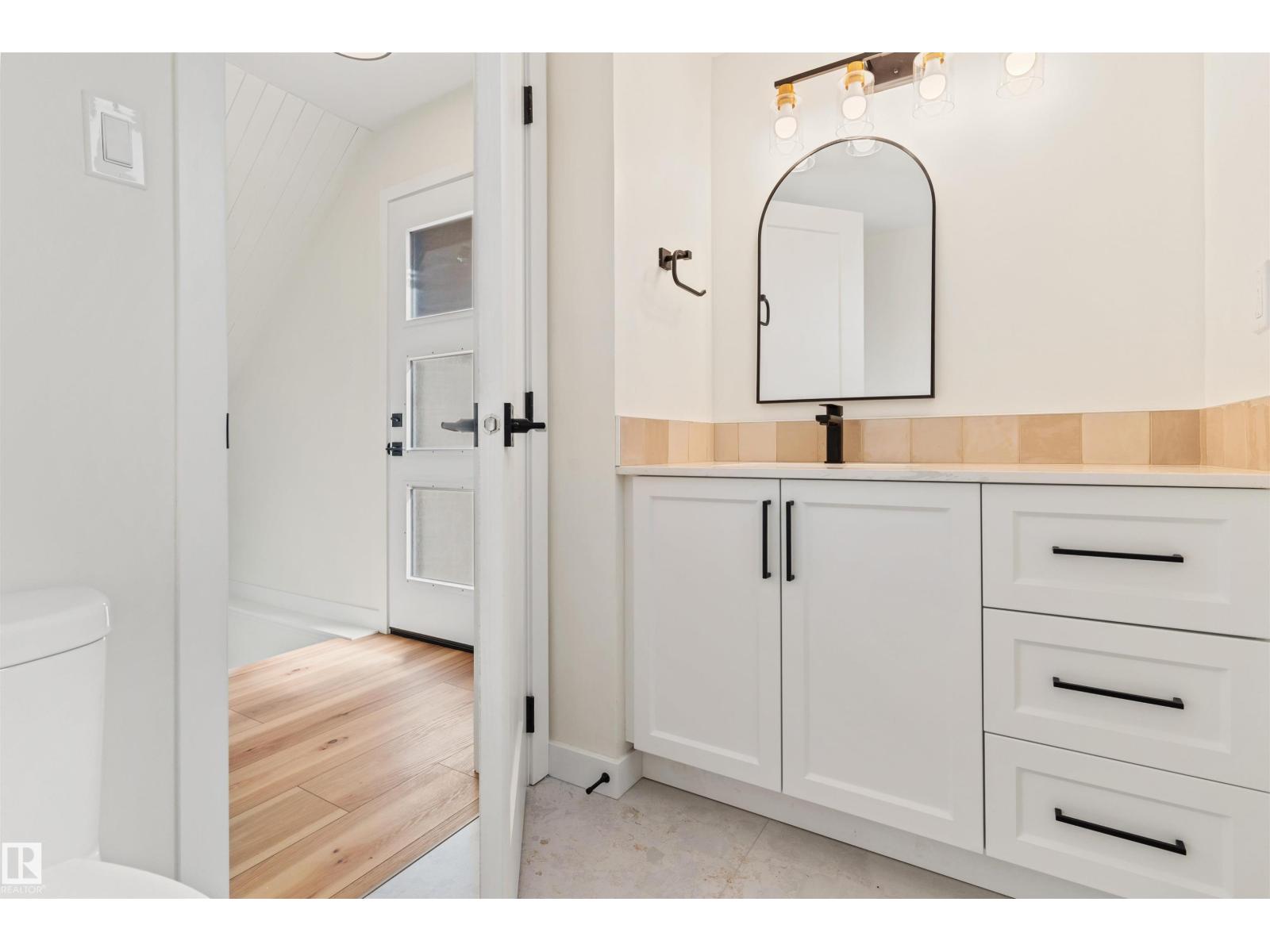 9328 168 Street NW - Photo 28