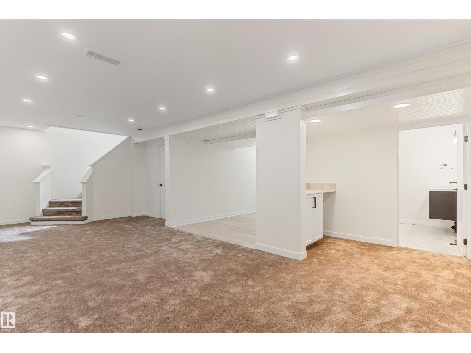9328 168 Street NW - Photo 42