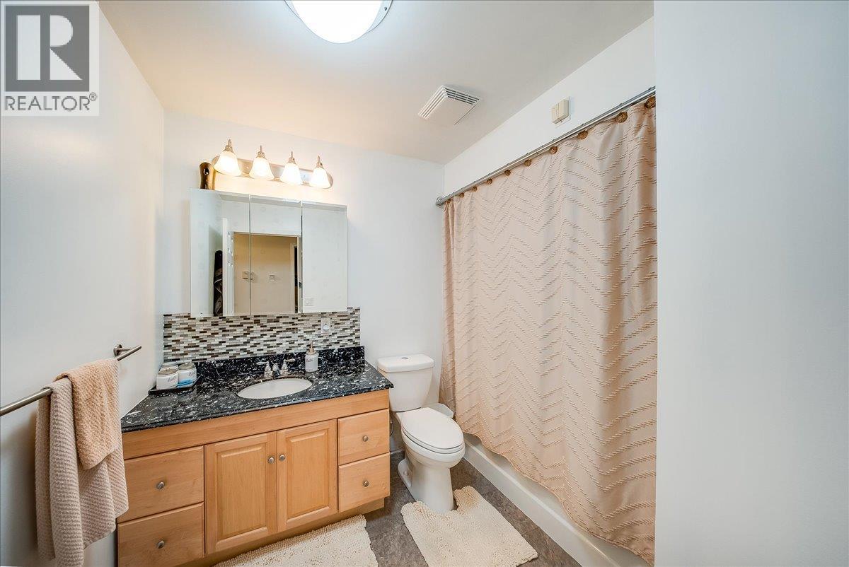 210 & 206 BELMOND Road, Salmo