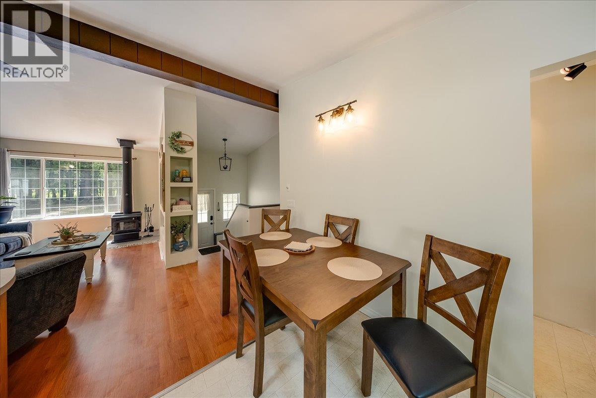 210 & 206 BELMOND Road, Salmo