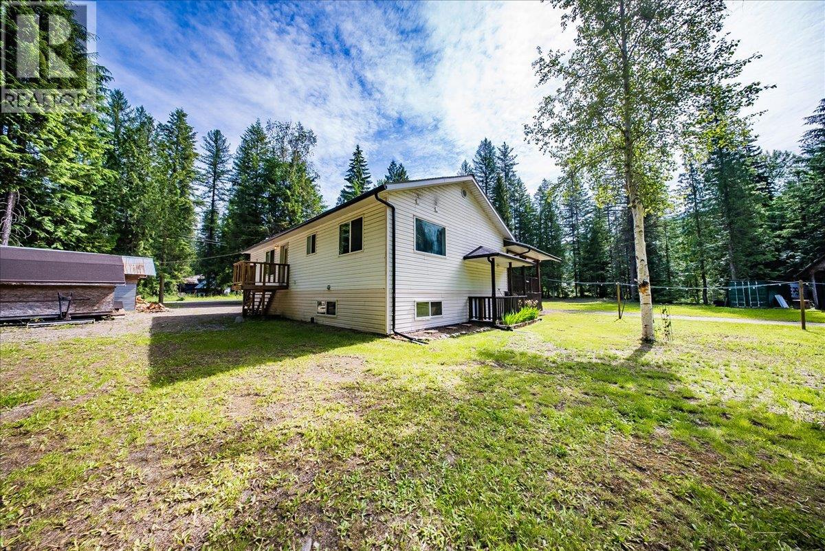 210 & 206 BELMOND Road, Salmo