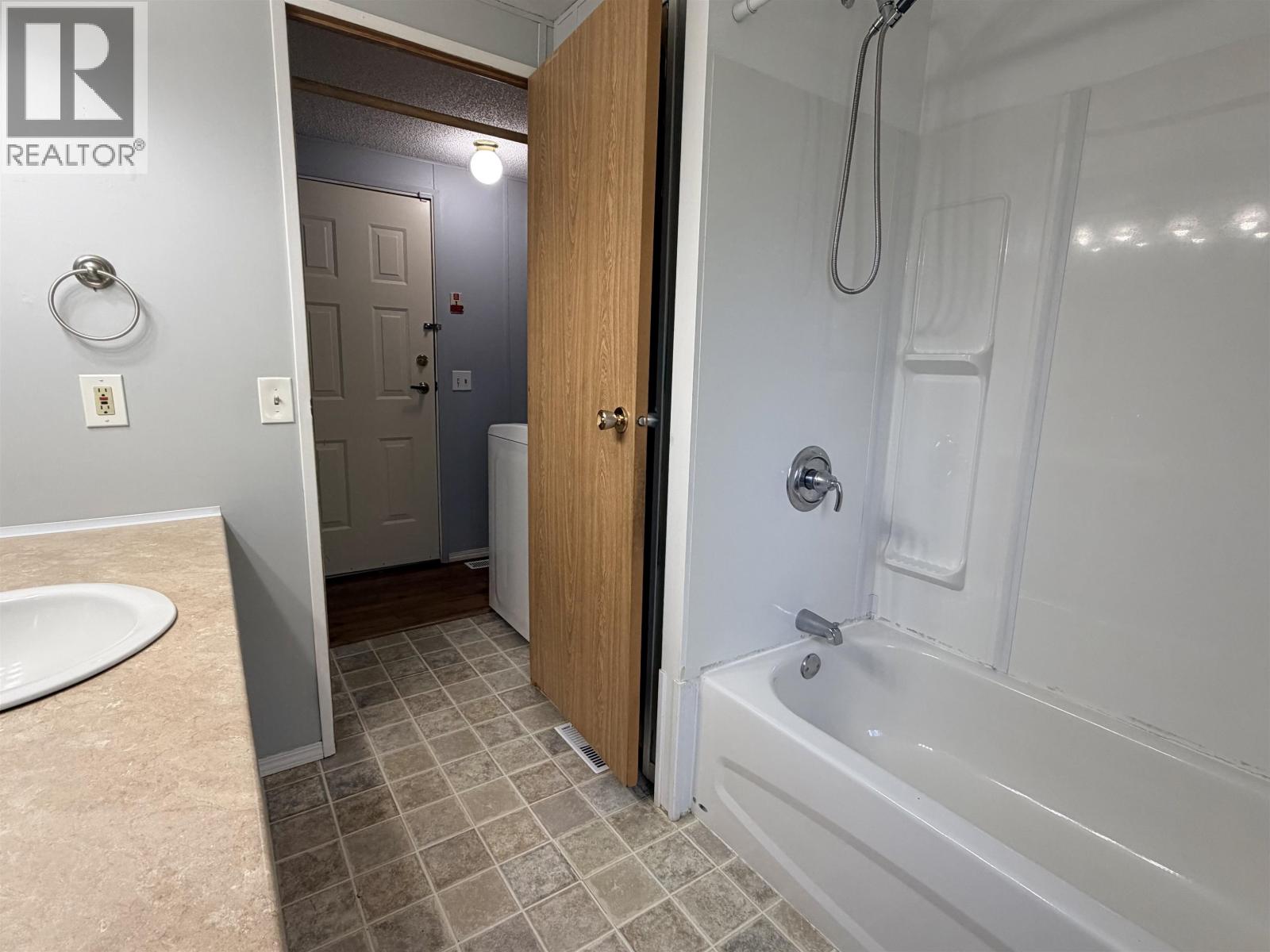 #7 1322 DOG CREEK ROAD - Image 14