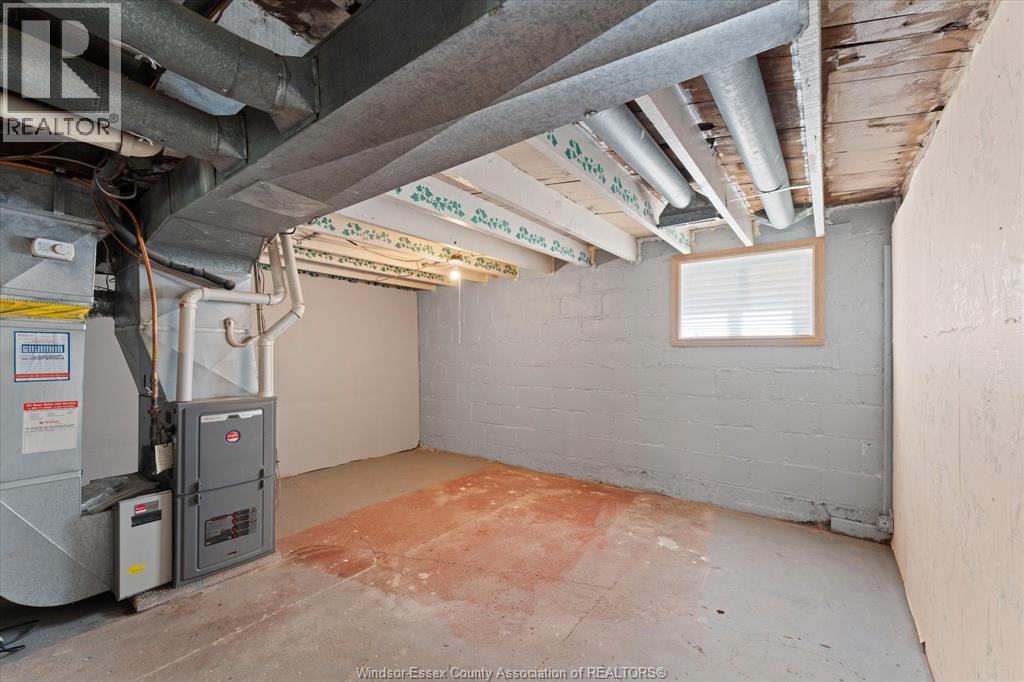 663 BROCK STREET - Image 30