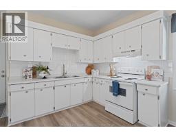663 Brock Street, Windsor, ON N9C2T1 Photo 18