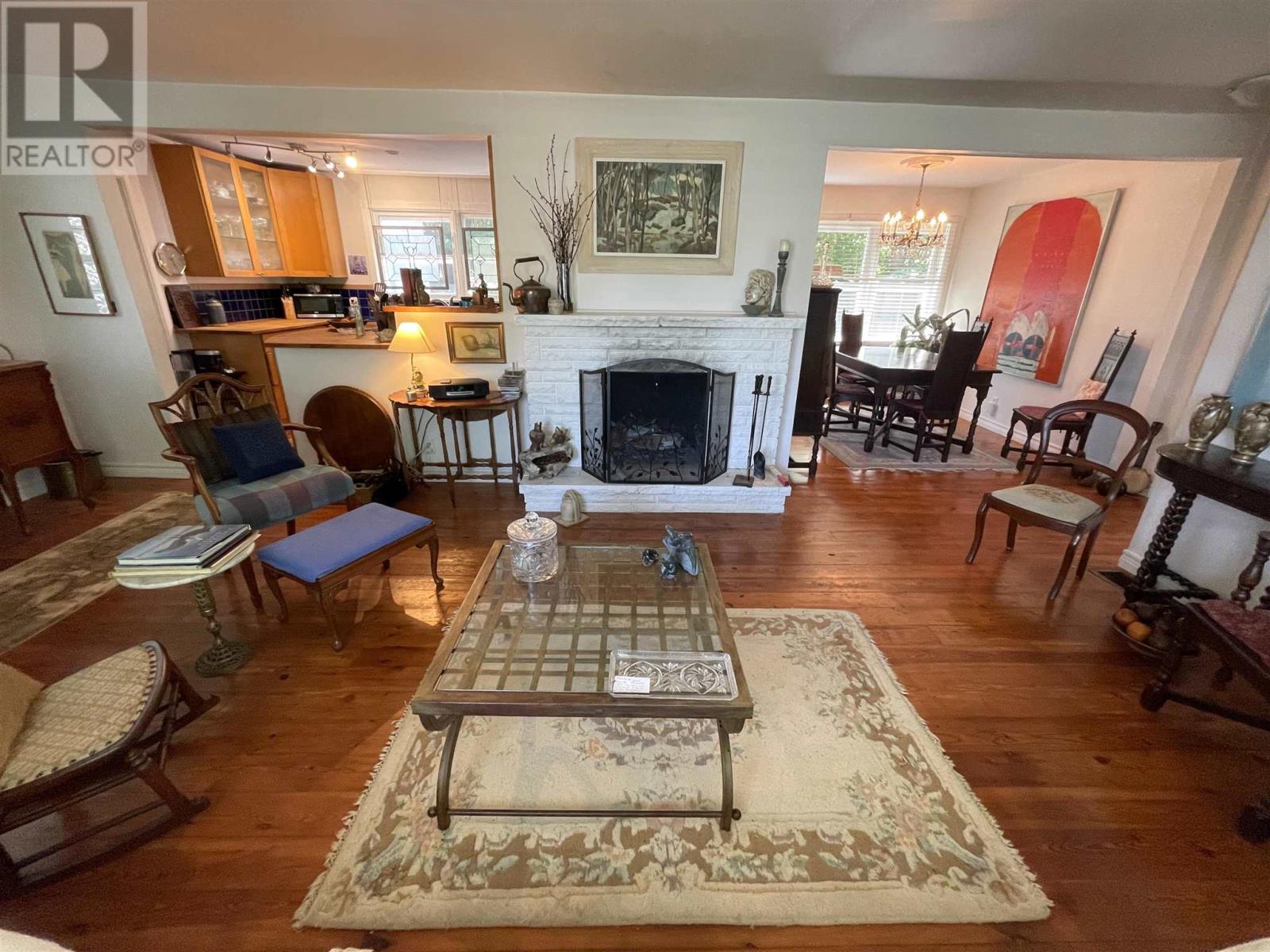 73 Hutchison AVE - Image 11