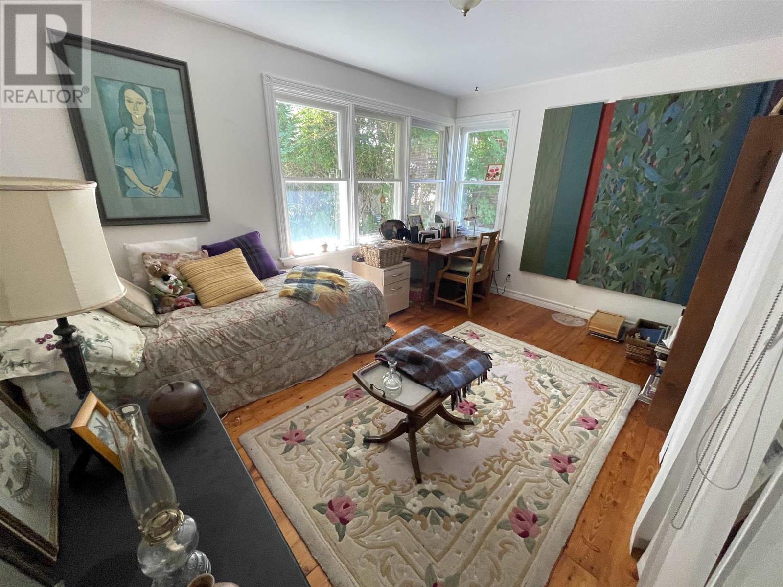 73 Hutchison AVE - Image 16