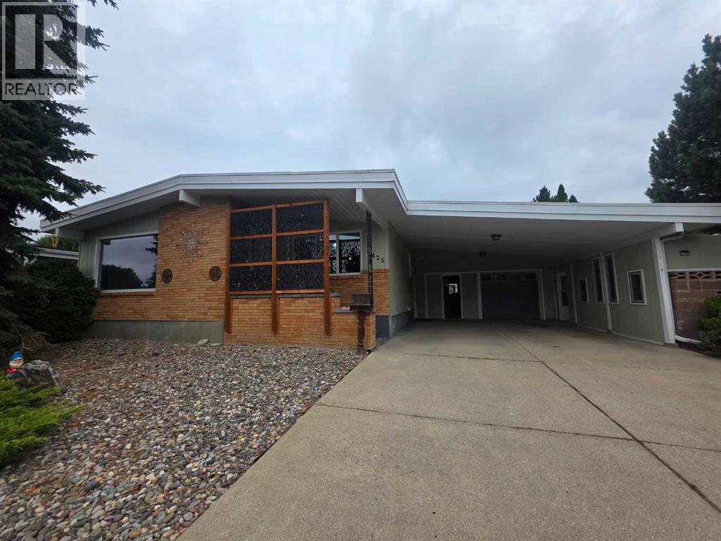 1425 Scenic Drive South