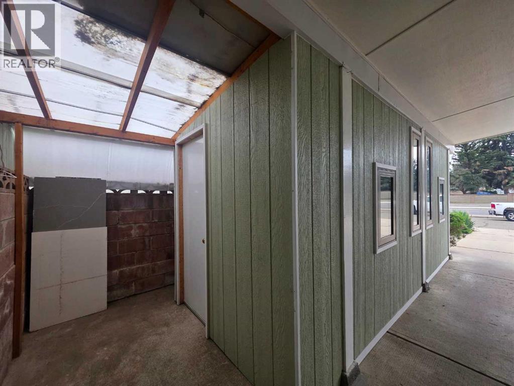 1425 Scenic Drive South - Photo 9