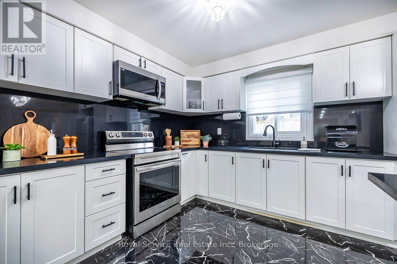 61 ADAMS DRIVE - Image 11