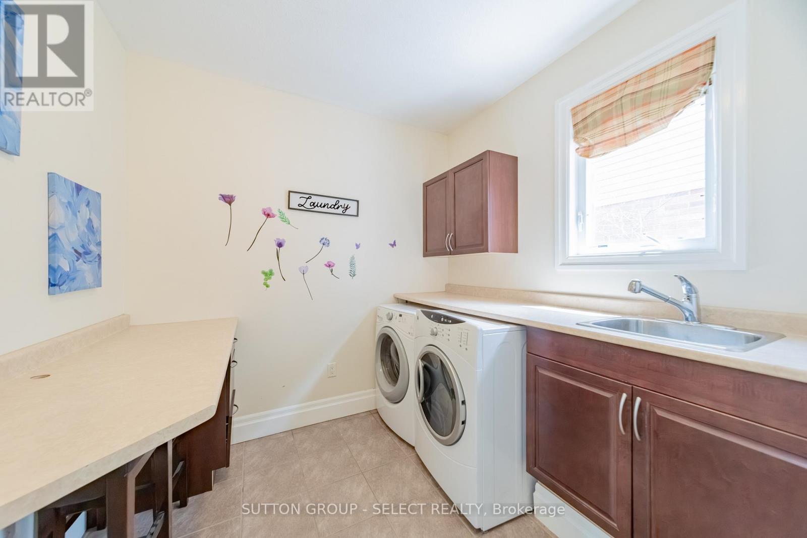 2229 CARDINAL COURT - Image 31