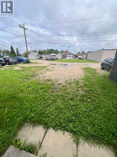 5028 51 Avenue - Photo 8