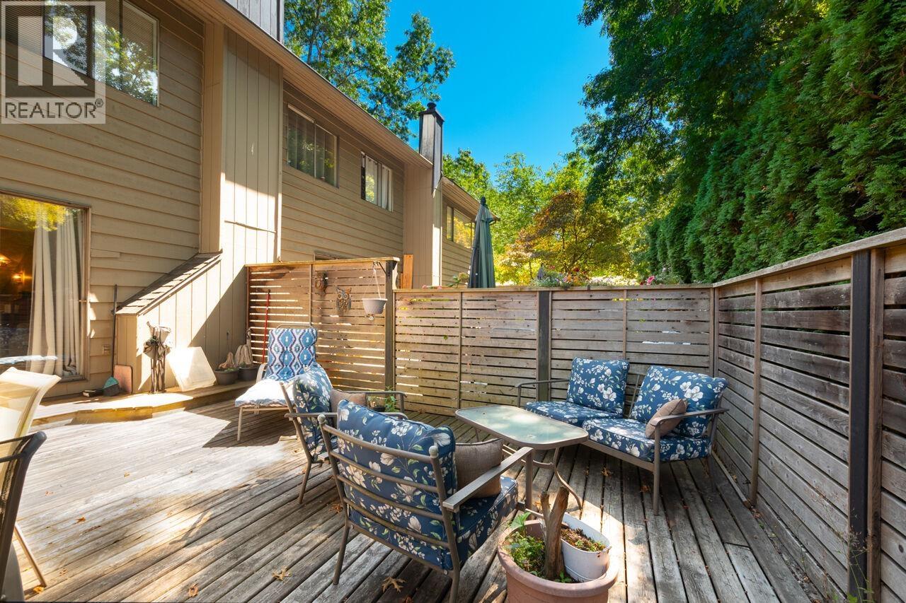88 1950 CEDAR VILLAGE CRESCENT