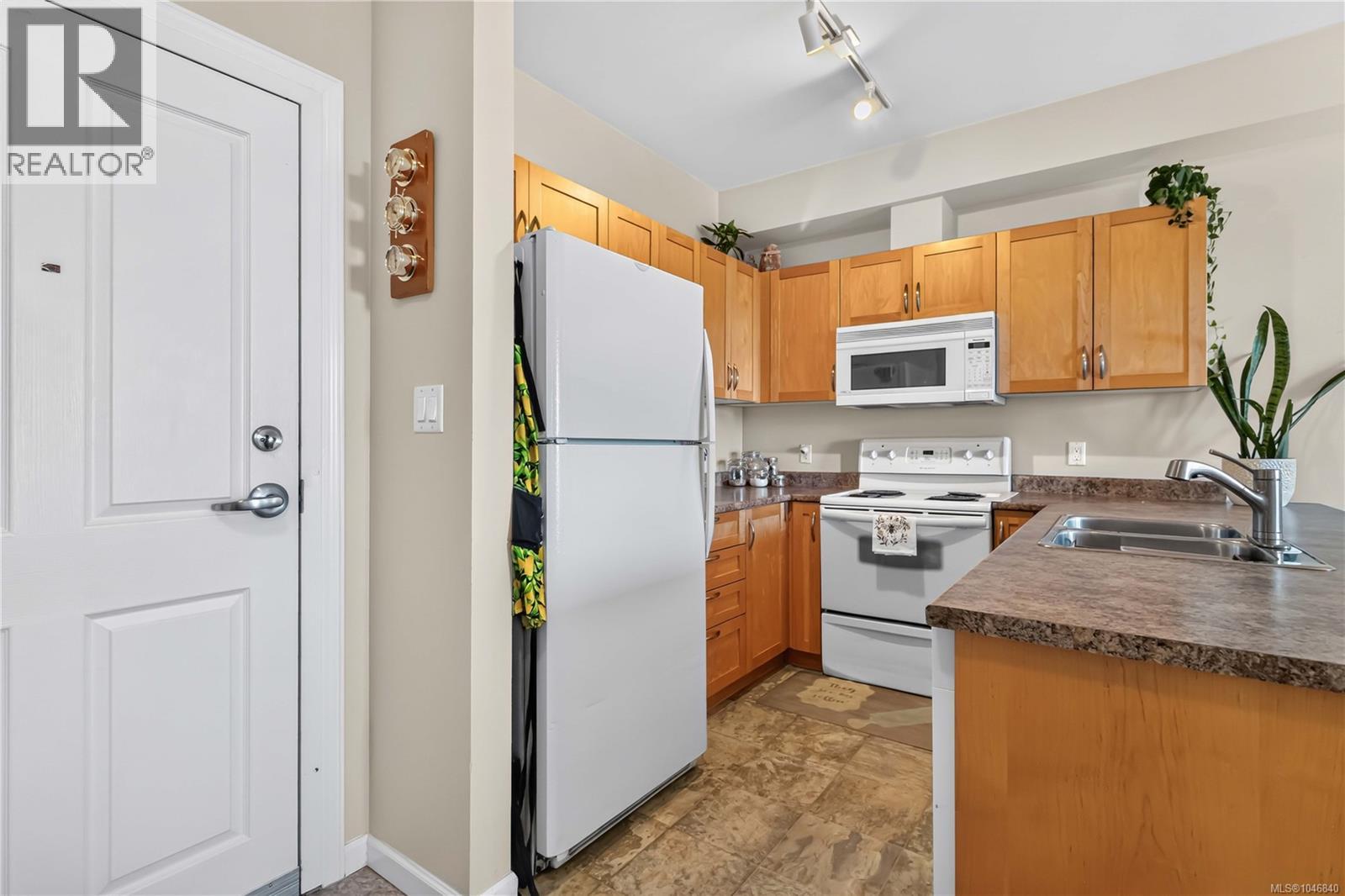 #208 1959 Polo Park Crt - Image 14