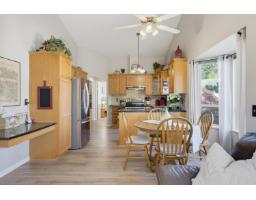 211 9072 Fleetwood Way, Surrey, BC V3R0M6 Photo 13