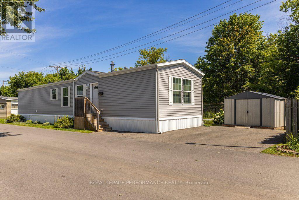 16 EASTGATE AVENUE - 3