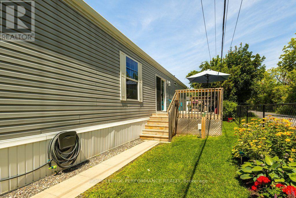 16 EASTGATE AVENUE - 43