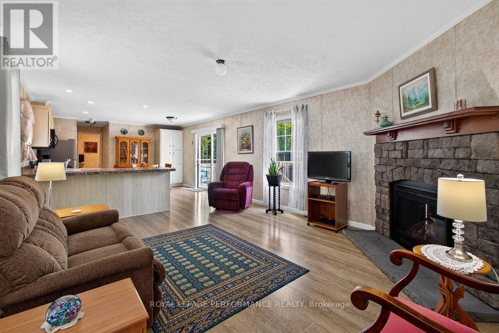 16 EASTGATE AVENUE - 7