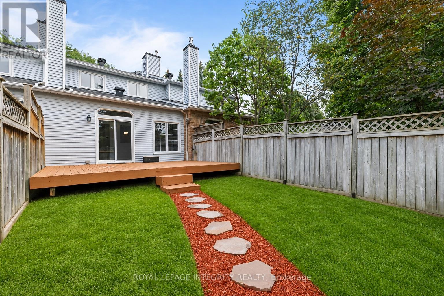 3 Bed, 3 Bath House for Sale in Ottawa – 3 KALBROOK STREET, Ottawa – MLS# X13671714 - Image 33