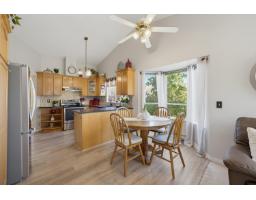 211 9072 Fleetwood Way, Surrey, BC V3R0M6 Photo 14