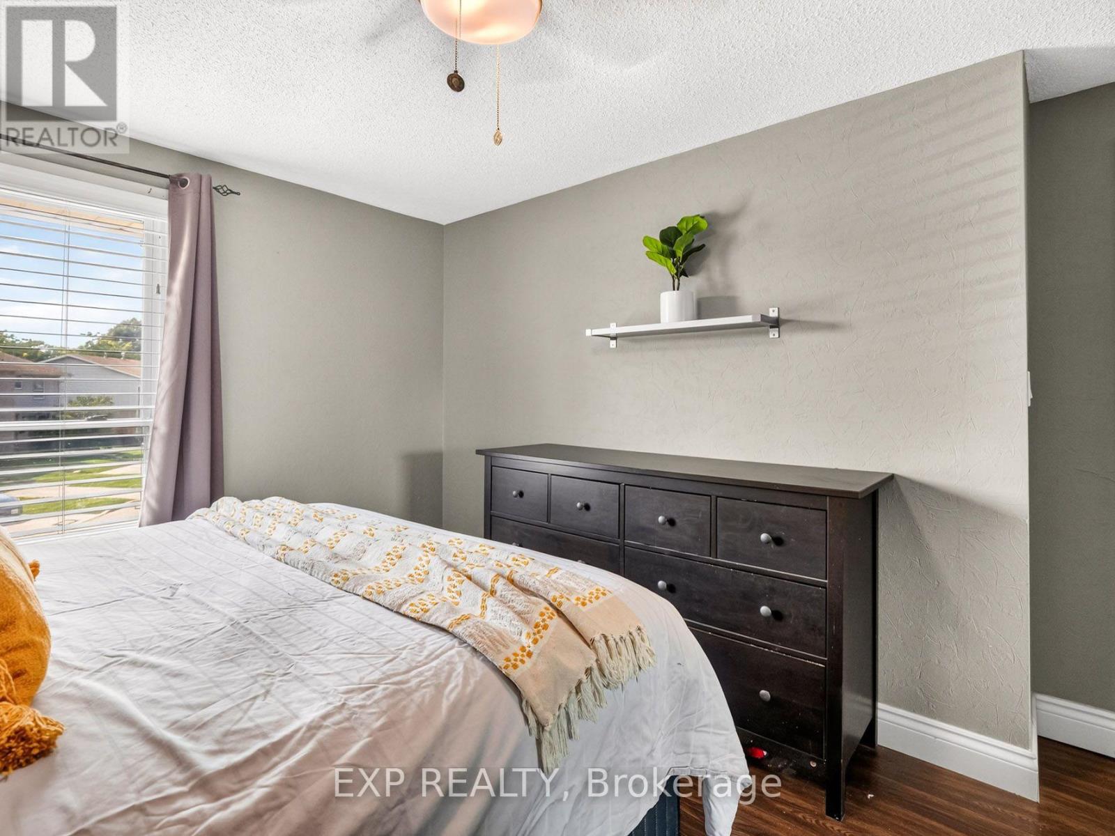 #32 242 LAKEPORT ROAD - Image 18