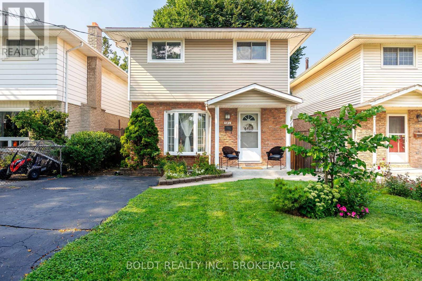 13 1/2 NORTHGLEN AVENUE - 1