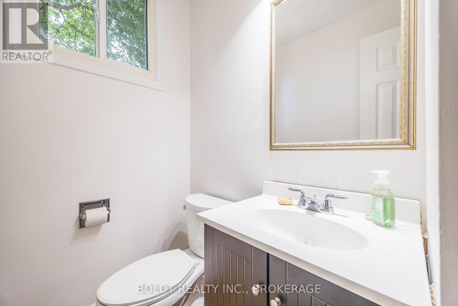 13 1/2 NORTHGLEN AVENUE - 11