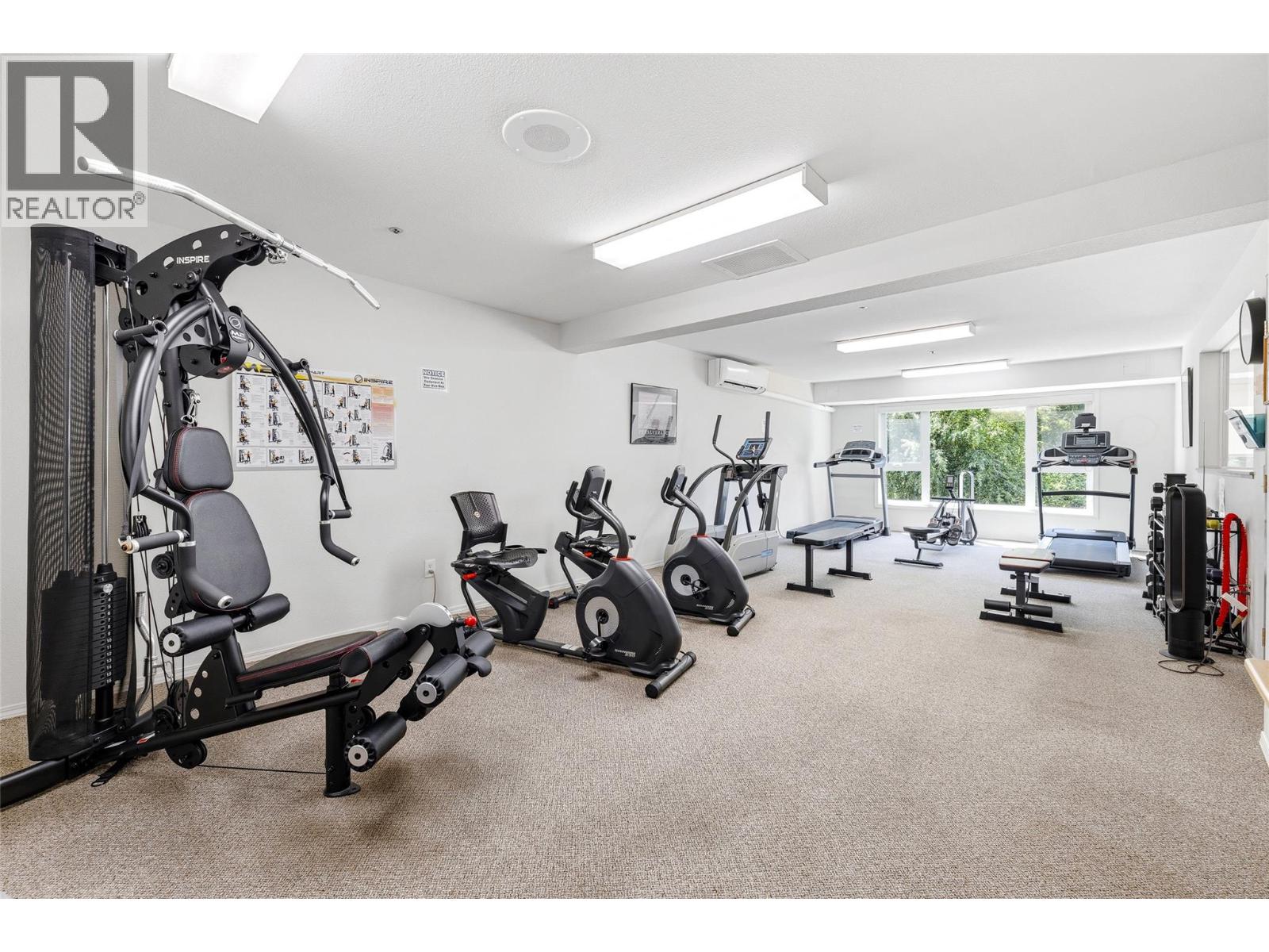 #165 1045 Sutherland Avenue - Image 33