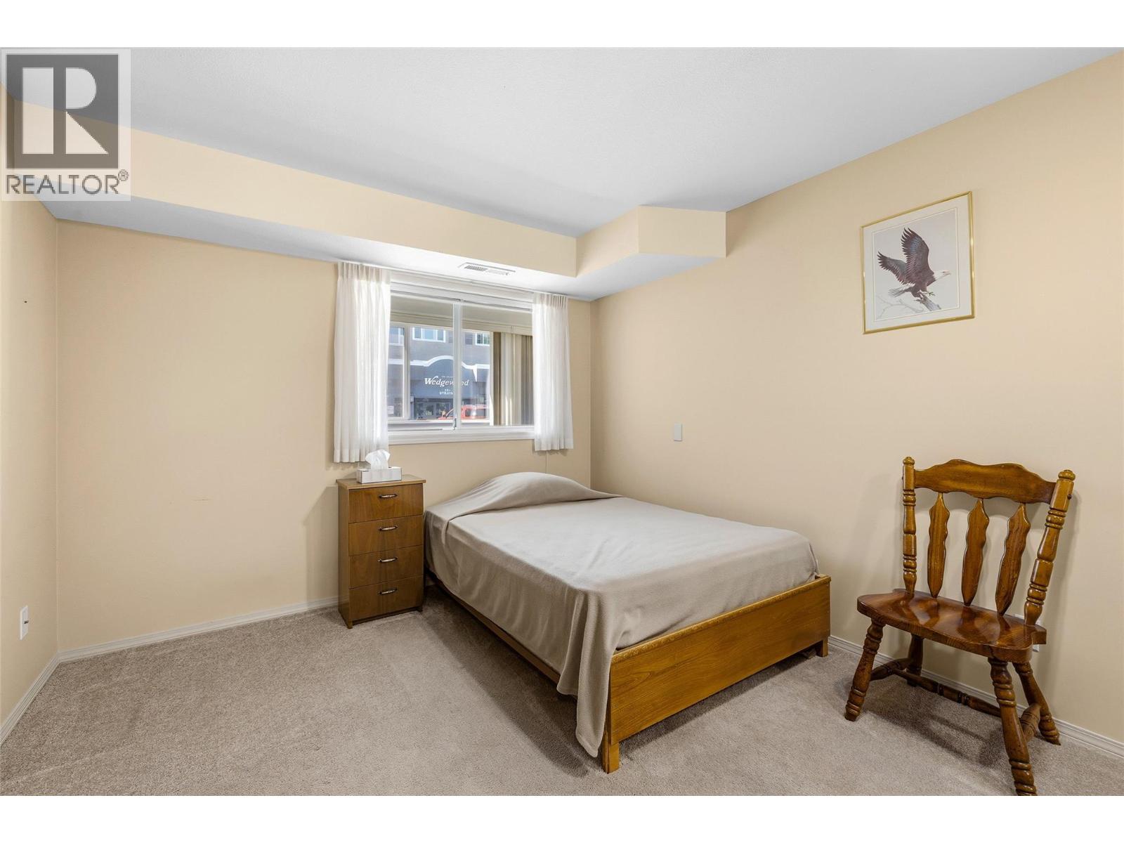 #165 1045 Sutherland Avenue - Image 29