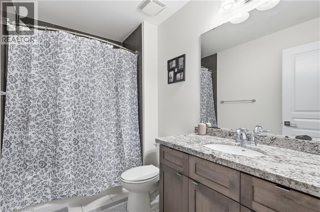 161 KINSMAN Drive - 34